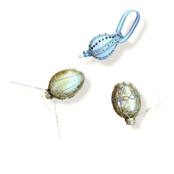 3 Vintage Egg Ornaments Gold/ White-Blue - Picture 1 of 11